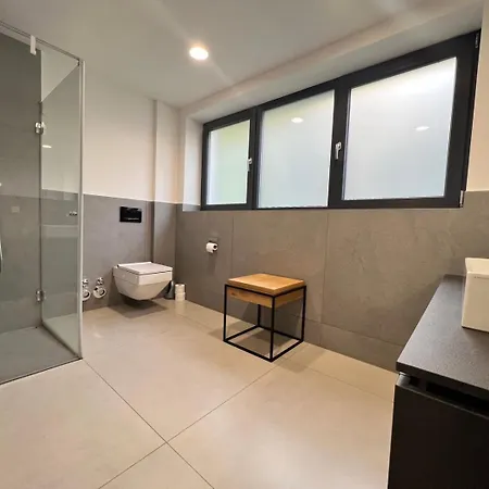דירה Loft Aquamarin - Im Kurviertel אוברלינגן